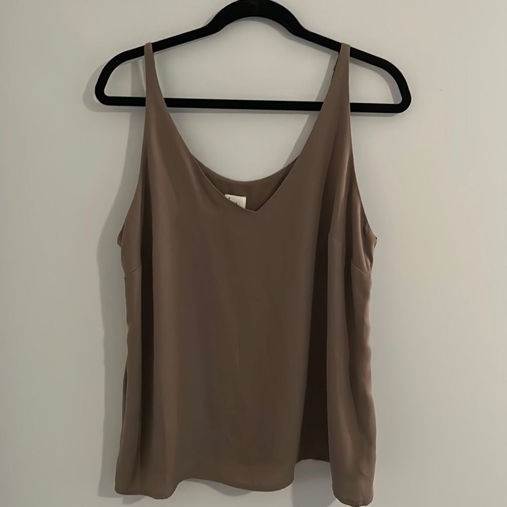 A New Day taupe adjustable strap tank. Size L